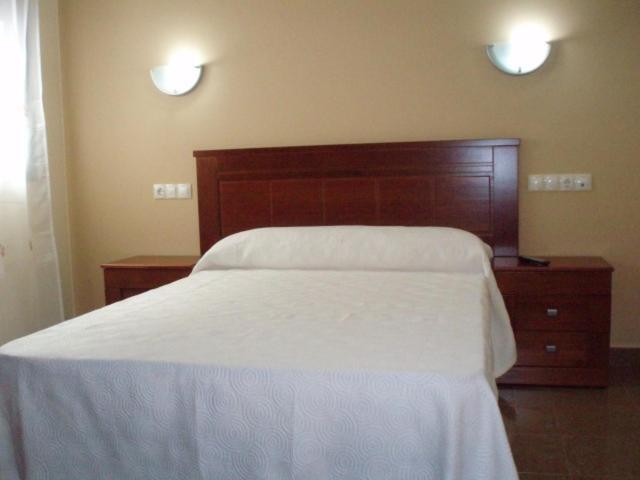 Hostal El Altozano Montánchez المظهر الخارجي الصورة