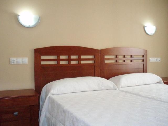 Hostal El Altozano Montánchez المظهر الخارجي الصورة